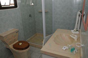 Port Glaud Edens Holiday Villas מראה חיצוני תמונה