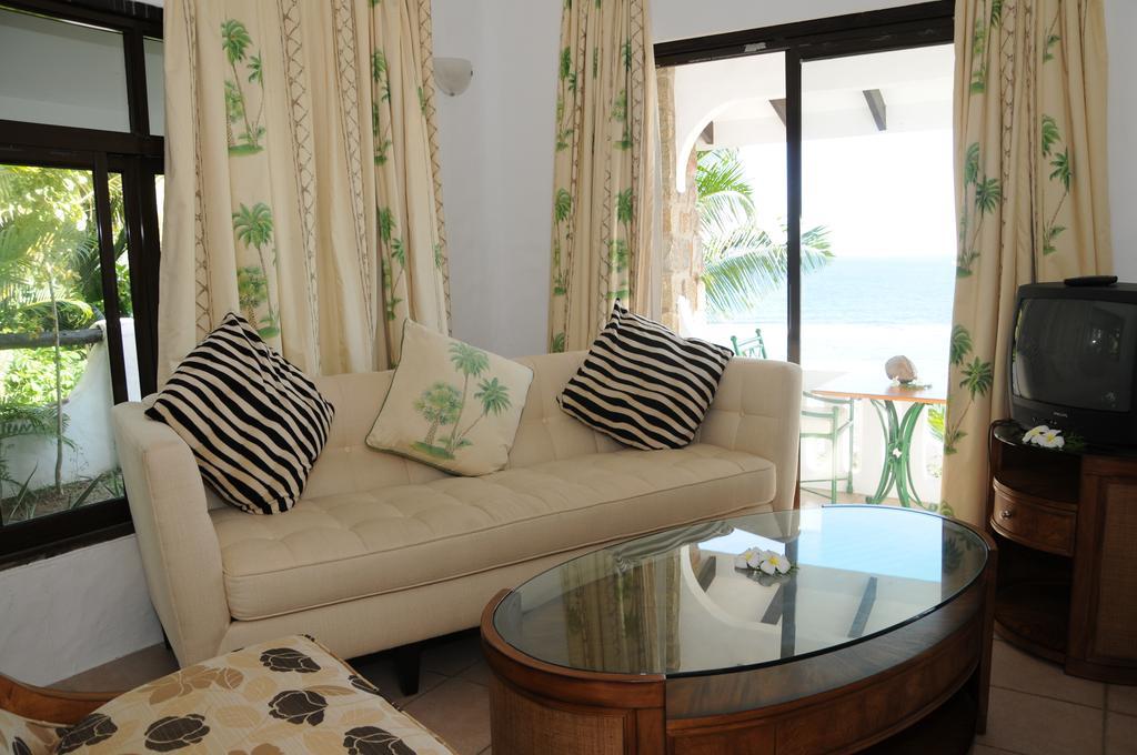 Port Glaud Edens Holiday Villas חדר תמונה
