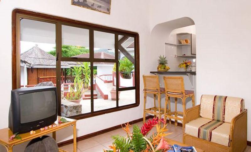 Port Glaud Edens Holiday Villas חדר תמונה