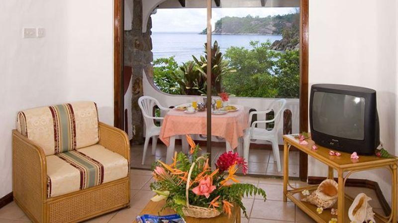 Port Glaud Edens Holiday Villas חדר תמונה